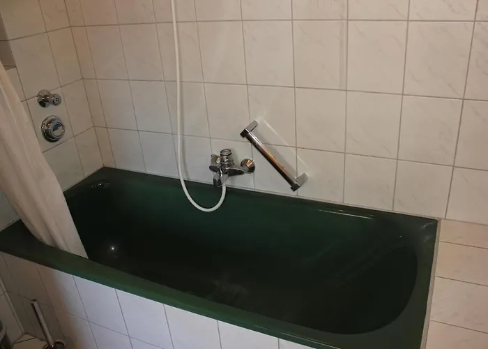 Sunshine-flat Duesseldorf-ratingen Daire Ratingen